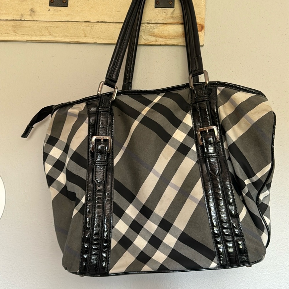 Beautiful Burberry bag